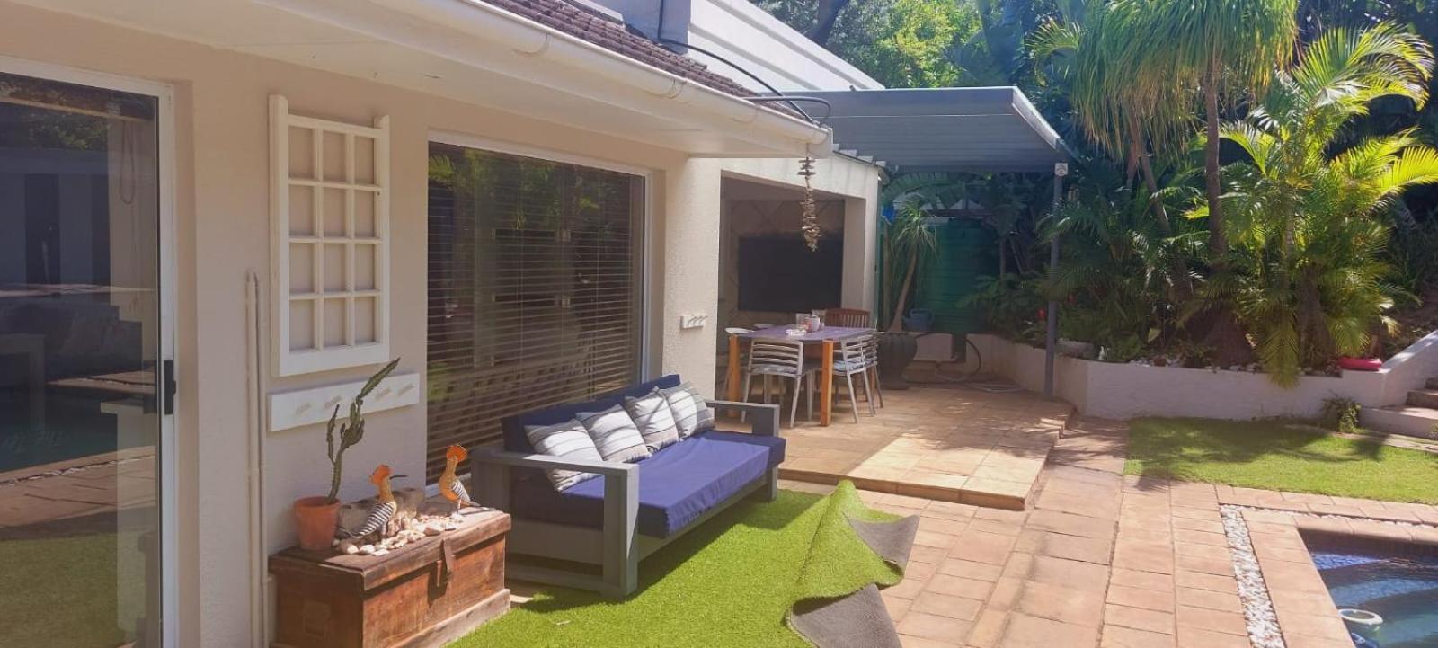 The Terrace Bed & Breakfast East London Bagian luar foto
